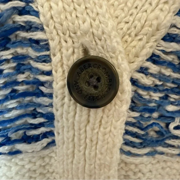 Vintage Abercrombie & Fitch Striped Blue, Pink and White Women's Sweater Size S - Picture 8 of 10